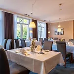Parkhotel Berghoelzchen 4* הילדסהיים