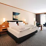 Parkhotel Berghoelzchen מלון הילדסהיים