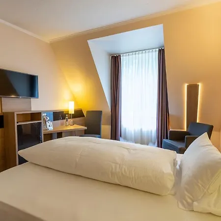 Hotel Parkhotel Berghoelzchen 4*