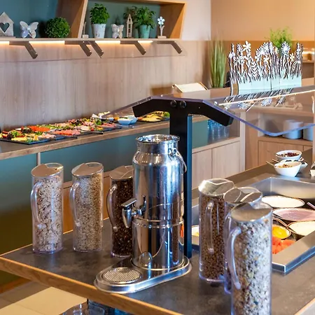 Parkhotel Berghoelzchen 4* Hildesheim
