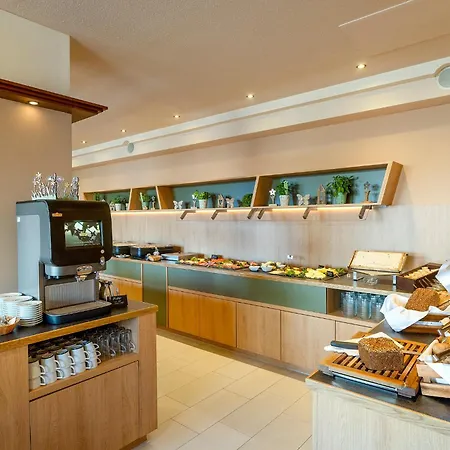 Parkhotel Berghoelzchen 호텔 힐데스하임