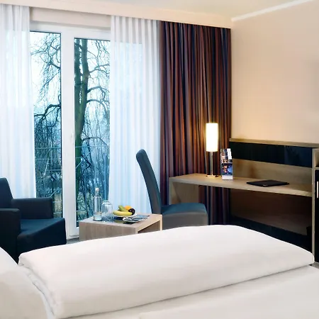 Parkhotel Berghoelzchen 호텔 힐데스하임