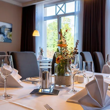 Parkhotel Berghoelzchen 4* Hildesheim