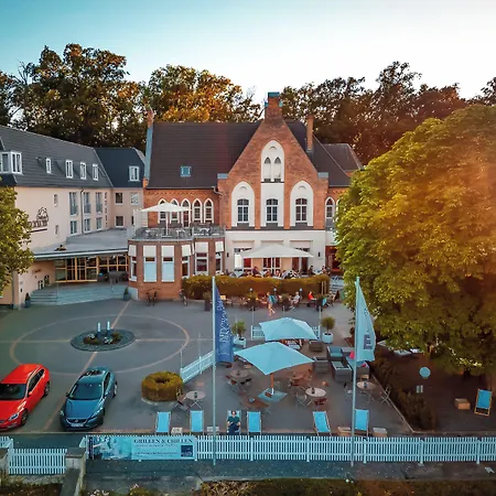 Parkhotel Berghoelzchen 호텔