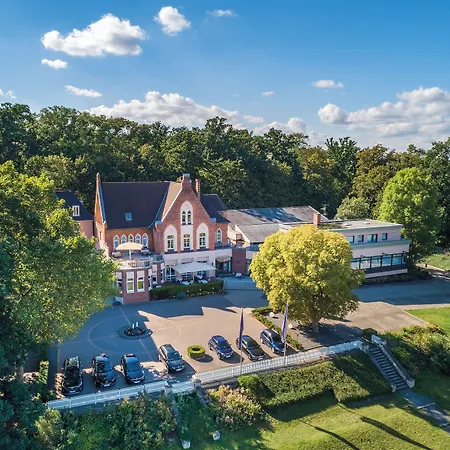 Parkhotel Berghoelzchen מלון 4*