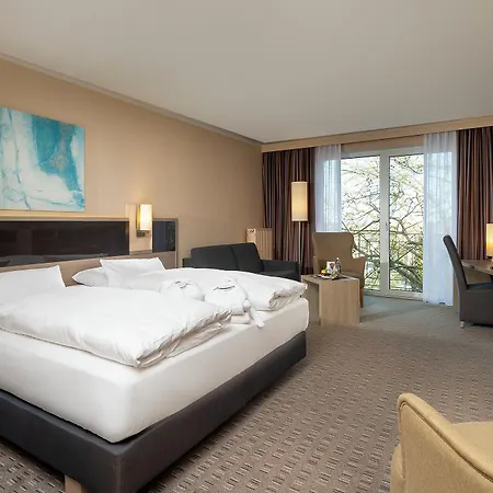 Parkhotel Berghoelzchen Hotel Hildesheim