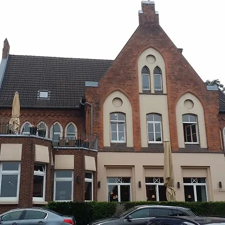 Parkhotel Berghoelzchen 호텔 힐데스하임