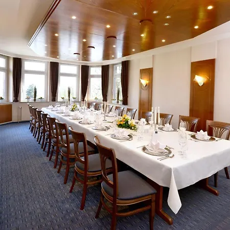 Parkhotel Berghoelzchen 호텔